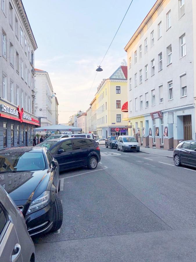 New, Bright Apartment Near The Metro! Viena Exterior foto