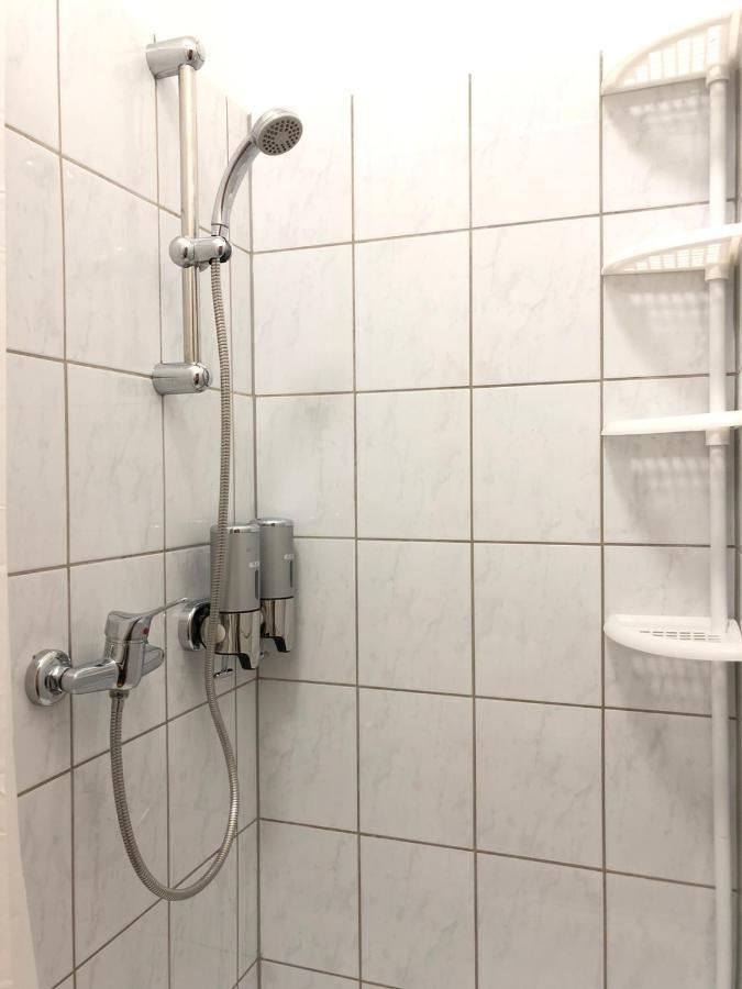 New, Bright Apartment Near The Metro! Viena Exterior foto